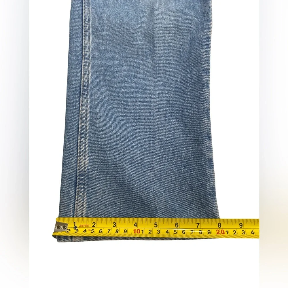 L.L.Bean Classic Fit Curvy High Rise Mom Jeans Light‎ Wash Size 10 Straight Leg